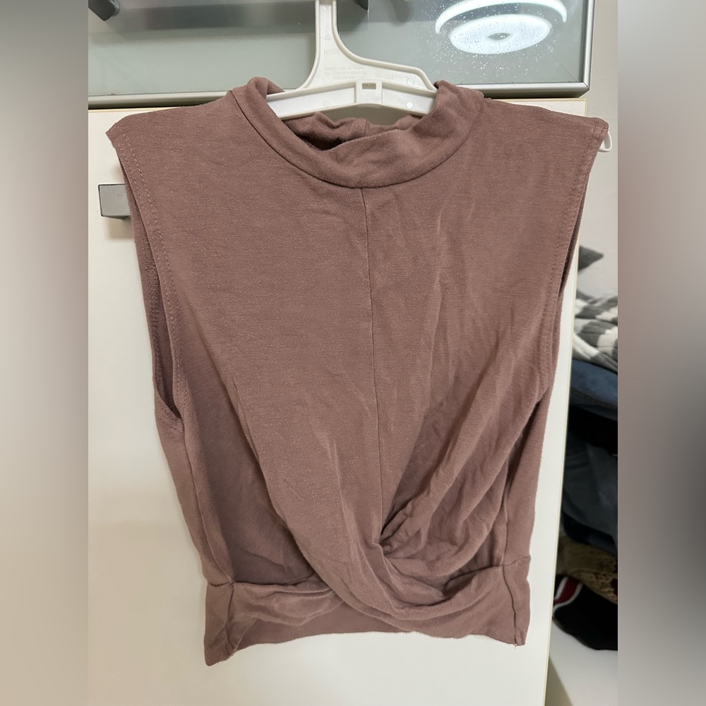 vintage Topshop cropped crossover tank